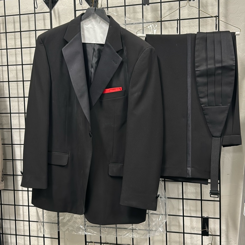 Tuxedo black with red handkerchief  cummerbund included